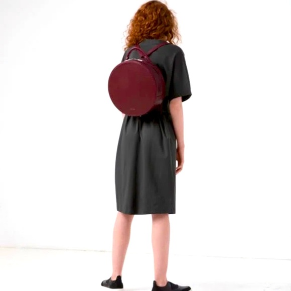 NWT MATT & NAT Kiara Vegan Leather Convertible Round Backpack $160 Retail Price - Picture 3 of 9